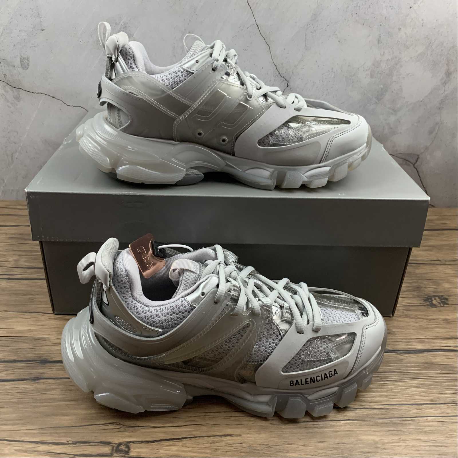 Astariva x tracks
