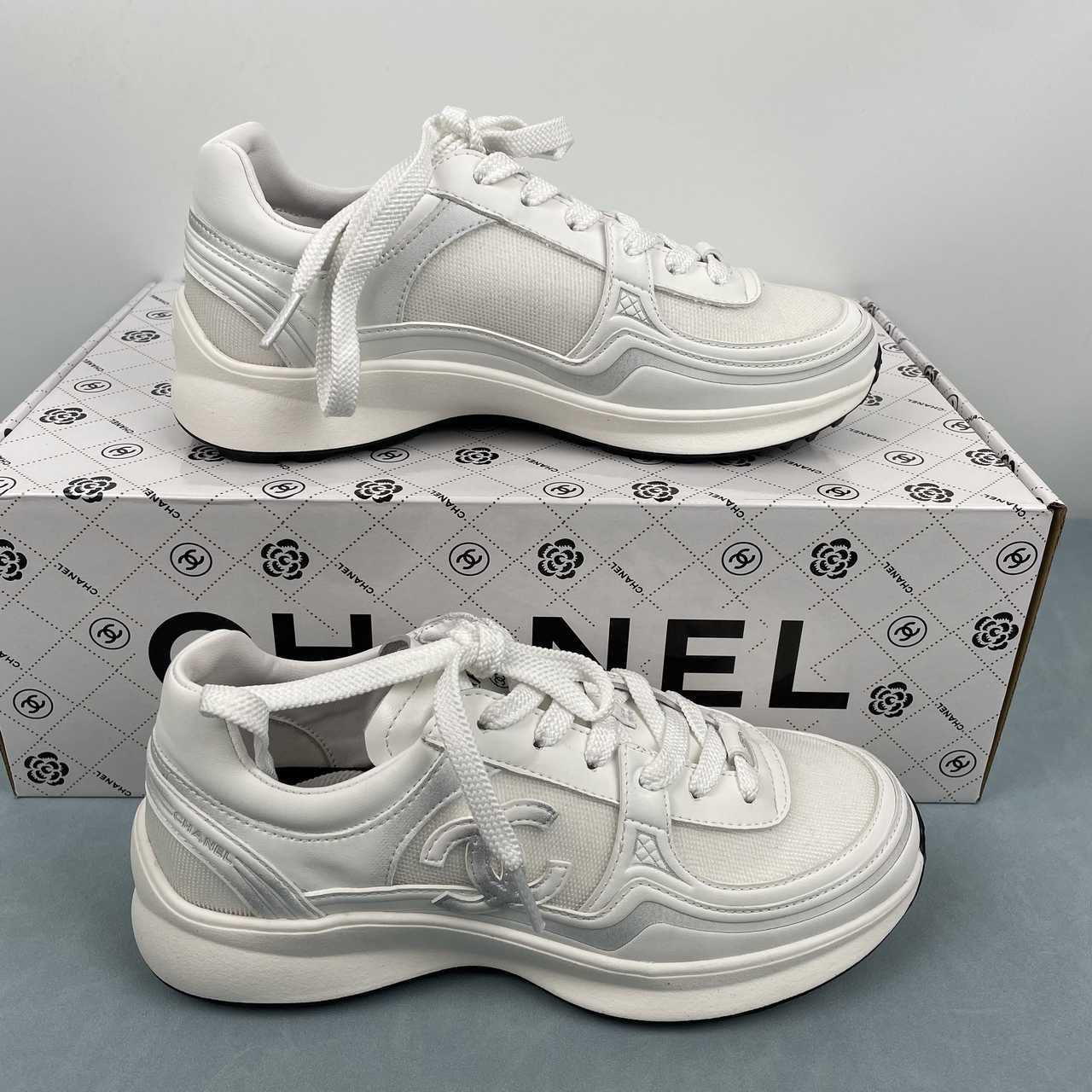Astariva x Chanel runner